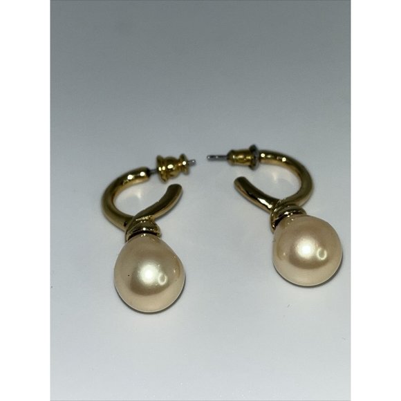 Vintage Lot Of 8 Gold Tone Pierced Earrings w/ Faux Pearls Unbranded - Picture 6 of 12